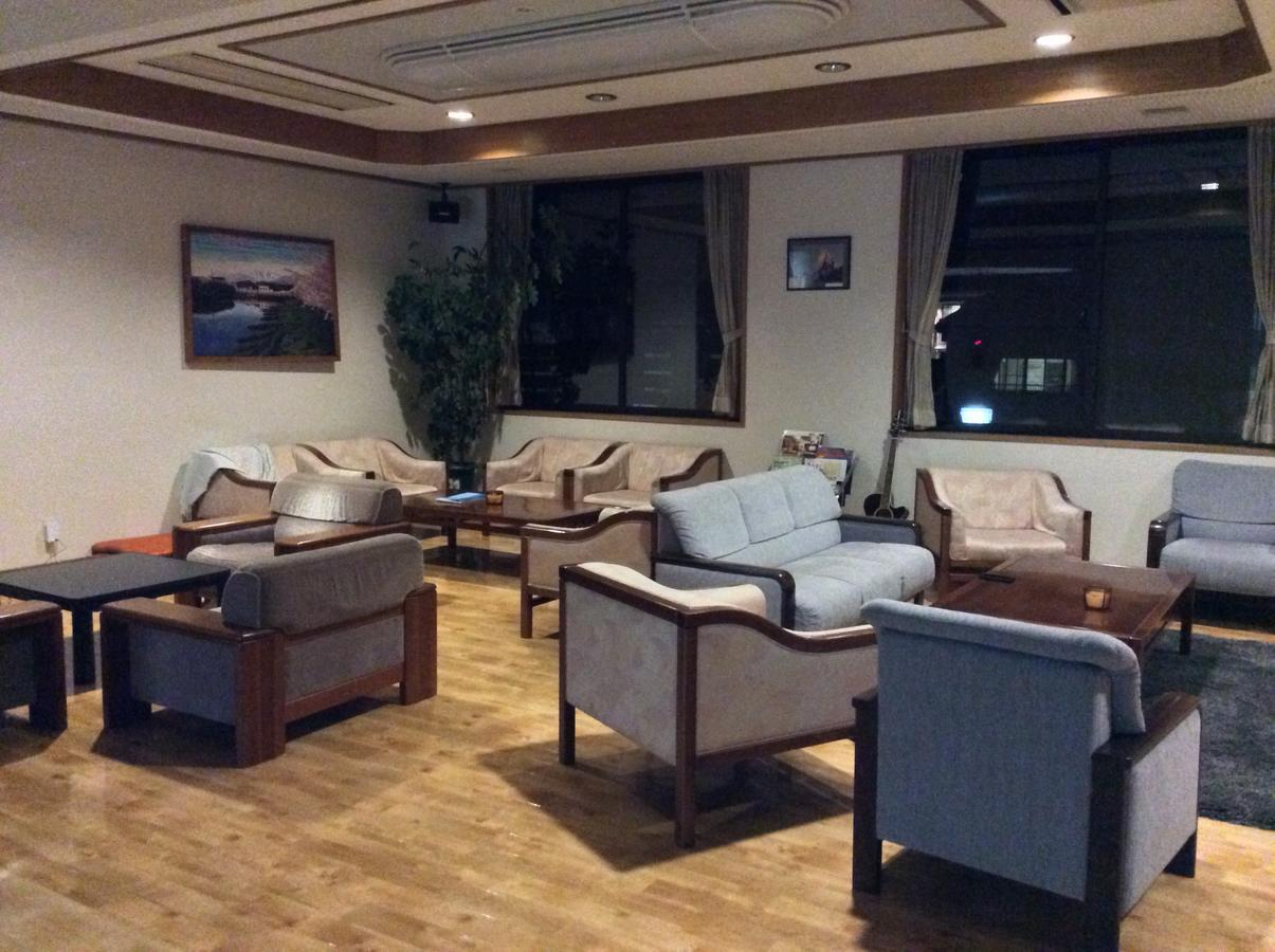 Refre Hotel 2*